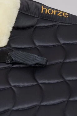 Horze Houston Vielseitigkeitsschabracke Mit Kunstfell -Horze Verkaufsgeschäft 17400 CG 2