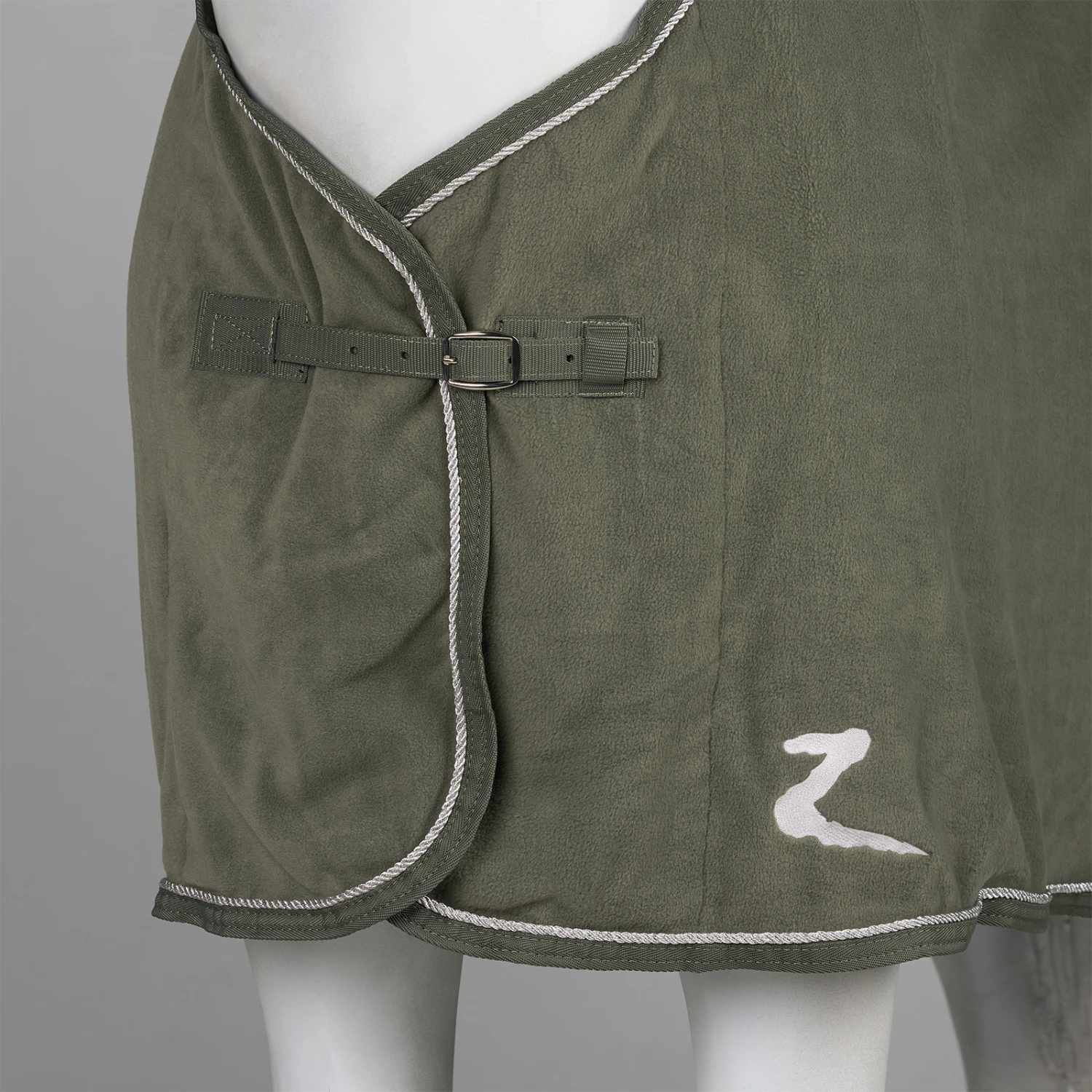 Horze Fleece Turnier Abschwitzdecke 14 Horze Fleece Turnier Abschwitzdecke – Bild 14