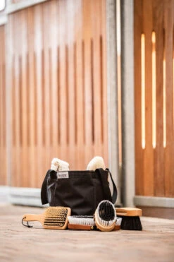 Horze Holz Putzset -Horze Verkaufsgeschäft 26240 bl 07