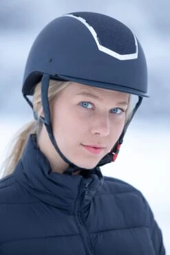 Horze Empire Reithelm 33 Horze Empire Reithelm -Horze Verkaufsgeschäft 30049 DB SPK 07