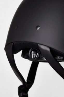 Horze Noir Reithelm Mit Glänzendem Rahmen -Horze Verkaufsgeschäft 30084 BL 6