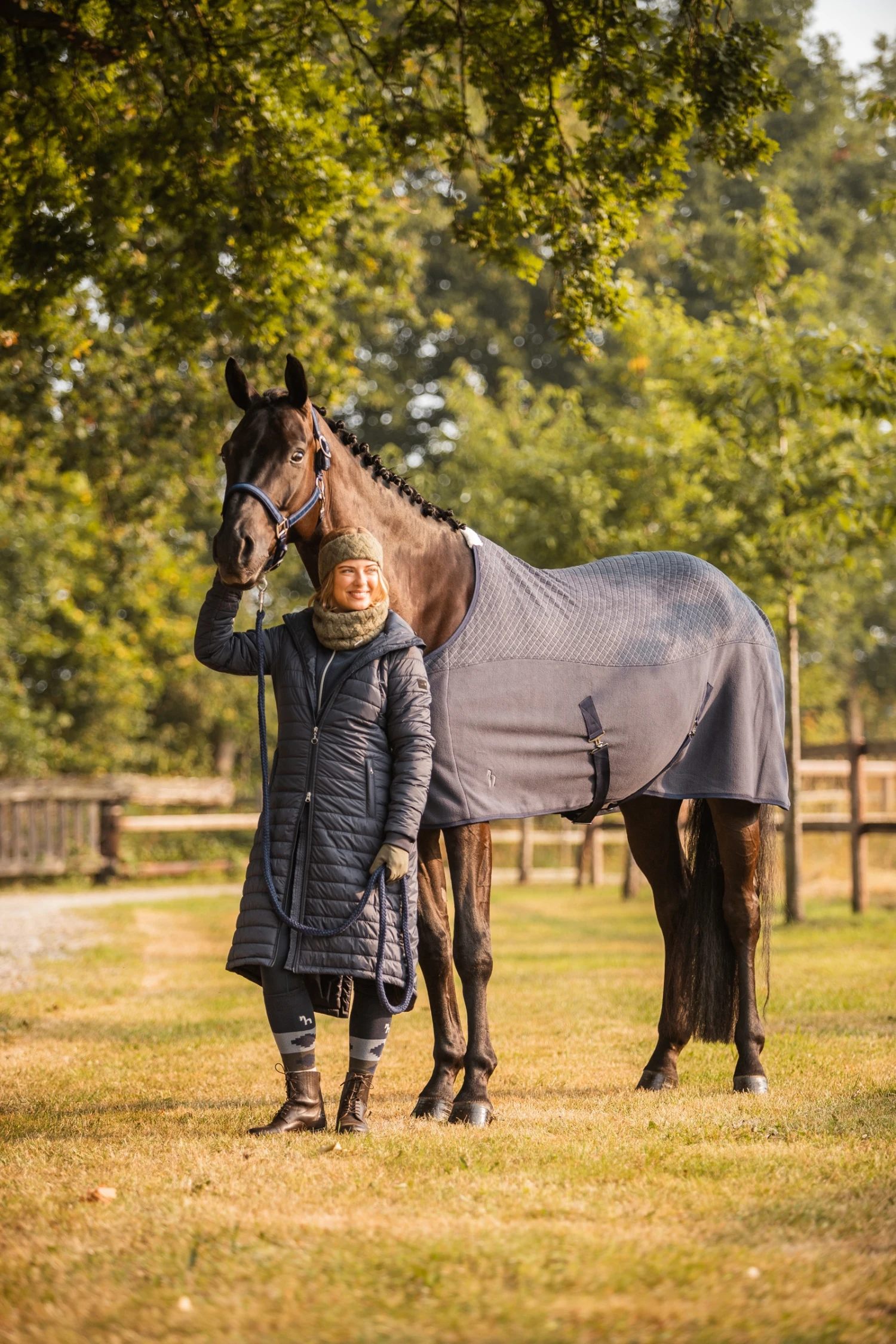 Horze Cecilia Gefütterter, Langer Damen Reitmantel 7 Horze Cecilia Gefütterter, Langer Damen Reitmantel – Bild 7