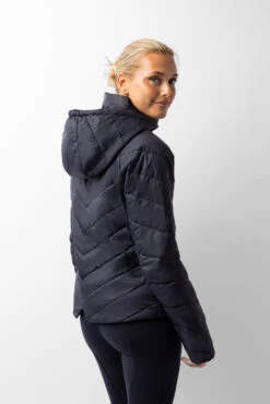 Horze Aurora Gefütterte Damen Parka Reitjacke Mit Abnehmbarem Rock 20 Horze Aurora Gefütterte Damen Parka Reitjacke Mit Abnehmbarem Rock -Horze Verkaufsgeschäft 33663 590 05