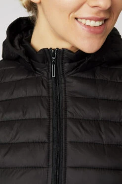 Horze Leicht Gefütterte Damen Reitjacke Mit Kapuze 25 Horze Leicht Gefütterte Damen Reitjacke Mit Kapuze -Horze Verkaufsgeschäft 33901 BL 6