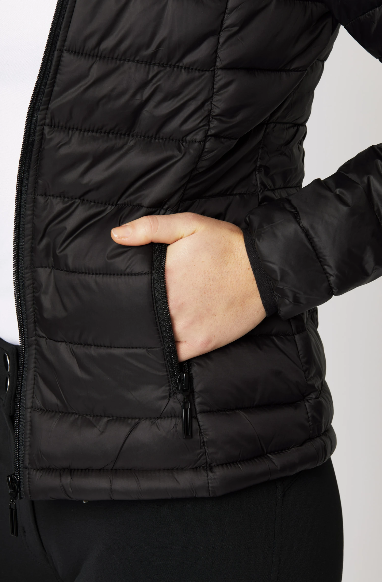 Horze Leicht Gefütterte Damen Reitjacke Mit Kapuze 7 Horze Leicht Gefütterte Damen Reitjacke Mit Kapuze – Bild 7