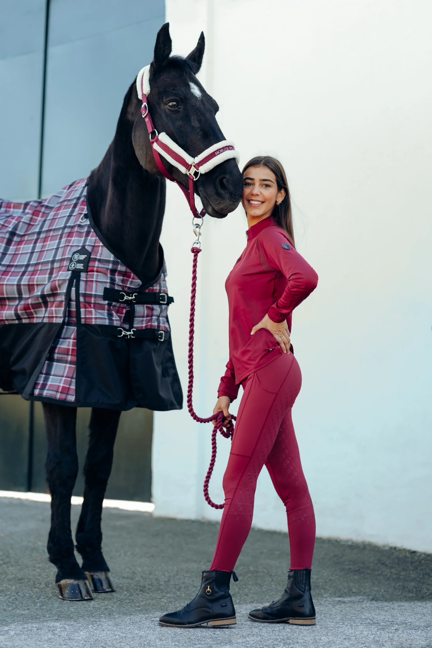 Horze Nadia Damen Vollbesatzreithose Mit 4 Taschen 15 Horze Nadia Damen Vollbesatzreithose Mit 4 Taschen – Bild 15
