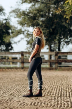 Horze Sagira Damen Reitleggings Mit Silikonvollbesatz Und Goldenem Detail 32 Horze Sagira Damen Reitleggings Mit Silikonvollbesatz Und Goldenem Detail -Horze Verkaufsgeschäft 36701 VDB 8