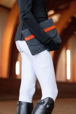 Horze Pferdepass Hülle 7 Horze Pferdepass Hülle -Horze Verkaufsgeschäft 44189 080 04